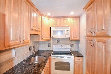 12 Pond Ln unit 44, Arlington, MA 02474 - photo 3