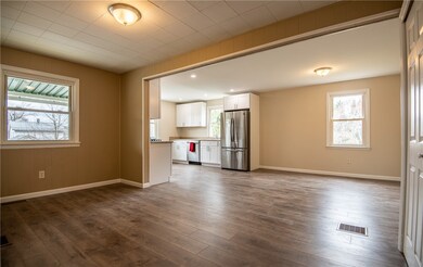 7 Walker Ln, West Middlesex, PA 16159 - photo 6