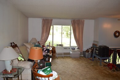 34 Cobblewood Dr unit 1, Mount Pocono, PA 18344 - photo 6