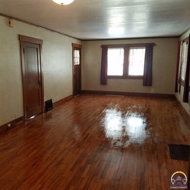328 SW Franklin Ave, Topeka, KS 66606 - photo 7
