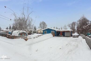 Exterior - Front 20170224-DW-2678-SMALL