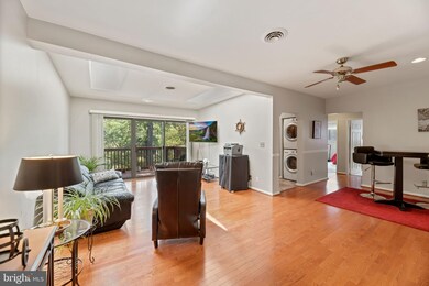 207 Skyhill Rd unit 9, Alexandria, VA 22314 - photo 5