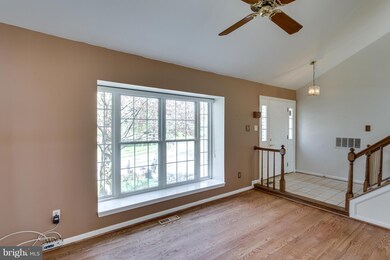 12917 Summer Hill Dr, Silver Spring, MD 20904 - photo 3