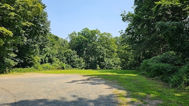 Lot 3 Lyman Rd, Northampton, MA 01060 - photo 2
