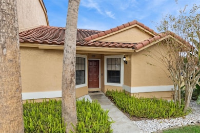 1174 N Fairway Dr unit 1174, Apopka, FL 32712 - photo 2