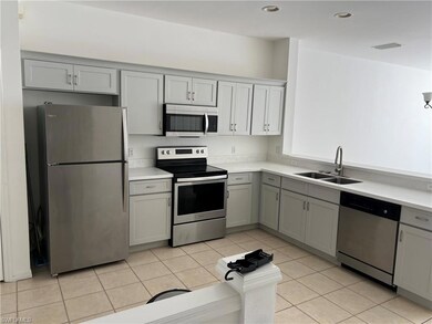 972 Hampton Cir unit 77, Naples, FL 34105 - photo 5