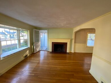 113 Colonial Ave, Waltham, MA 02453 - photo 3