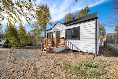 3075 S Clarkson St, Englewood, CO 80113 - photo 2