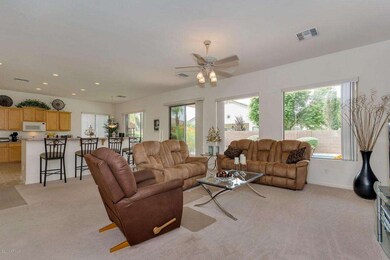 Family room / Kitchen