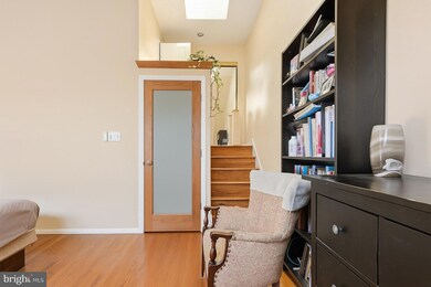 514 Randolph Ct unit C, Philadelphia, PA 19147 - photo 7