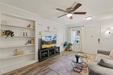 7002 Longstreet Dr unit C, Raleigh, NC 27615 - photo 3