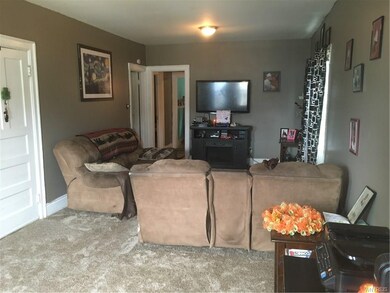 Living Area (Upper)