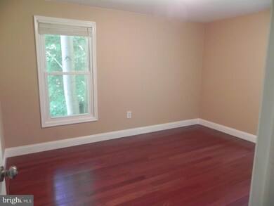 18192 Waterloo Rd, Amissville, VA 20106 - photo 4