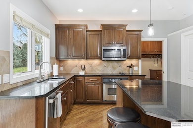 723 S 195th St, Elkhorn, NE 68022 - photo 6