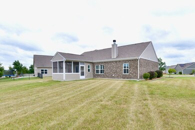 2449 Wildflower Ln, Greenwood, IN 46143 - photo 7