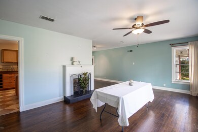 4107 Franklin-103