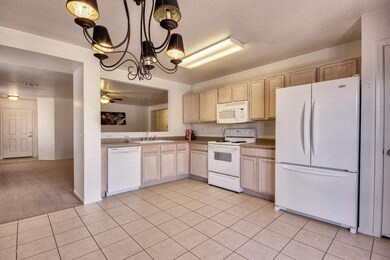 kitchen (1)