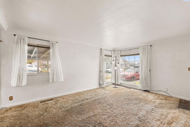 505 S 12th St, Sunnyside, WA 98944 - photo 6