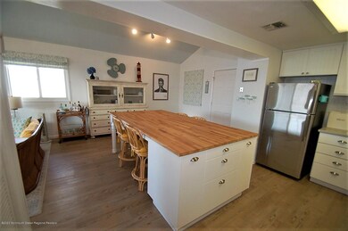 Kitchen Island