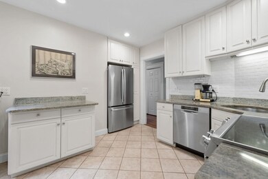 6 Parkway Rd unit 1, Brookline, MA 02445 - photo 6