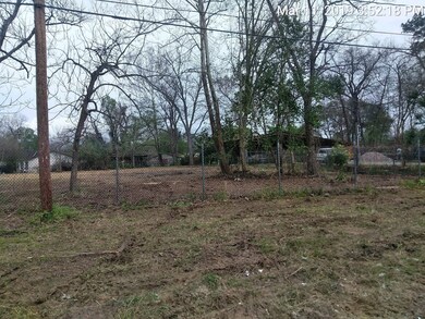 8918 Sandra St, Houston, TX 77016 - photo 6