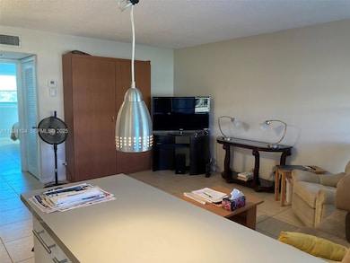 5300 Washington St unit N117, Hollywood, FL 33021 - photo 2