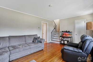 518 Clinton Ave, Middlesex, NJ 08846 - photo 6