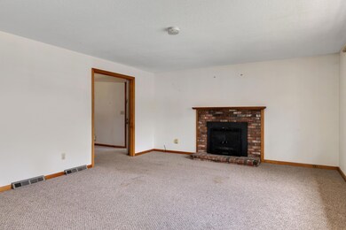 832 Putnam Ave, Cotuit, MA 02635 - photo 6