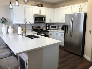 25530 Hemingway Ave, Stevenson Ranch, CA 91381 - photo 6