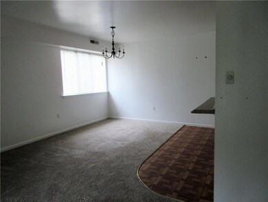 1554 Creekside Rd unit 2, Whitehall, PA 18052 - photo 7