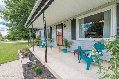 174 Hillcrest Dr, Mount Washington, KY 40047 - photo 2