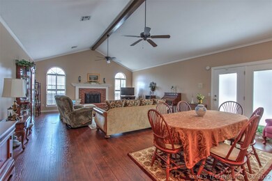 Large Living and Dining Combo with atrium door acc