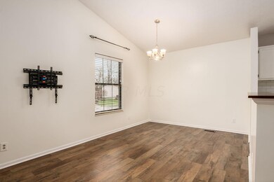 011_679 Cypress Creek Dr-1015
