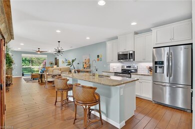 14891 Edgewater Cir, Naples, FL 34114 - photo 4