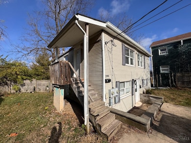 2048 4th Ave, Cincinnati, OH 45224 - photo 3