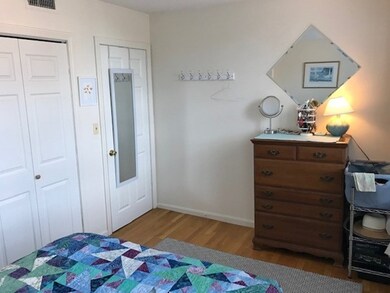 12 Parmenter St unit 4F, Boston, MA 02113 - photo 5