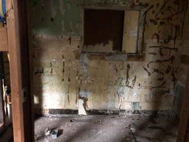 1513 Elmore Ave, Columbus, OH 43224 - photo 7