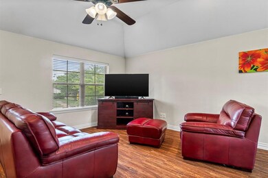 906 W Johnson St, Denison, TX 75020 - photo 5