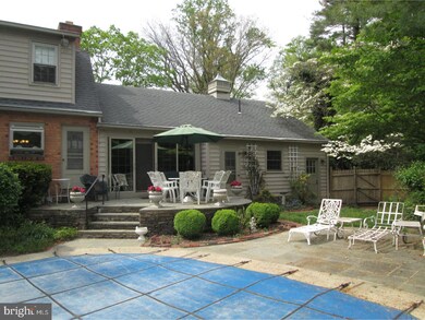 130 Rugby Place, Woodbury, NJ 08096 - photo 2
