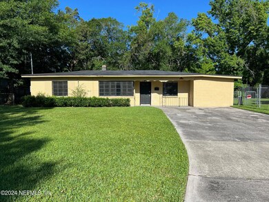 1288 Peacefield Dr, Jacksonville, FL 32205 - photo 3