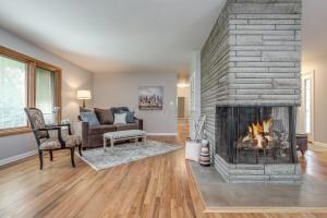 2716 Wellesley Dr, Columbus, OH 43221 - photo 5