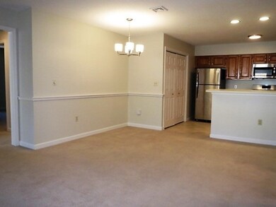 206 Ashmead Common unit 206, Enfield, CT 06082 - photo 5