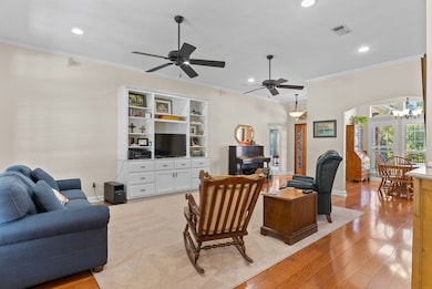 1411 Victoria Dr, Nacogdoches, TX 75965 - photo 4