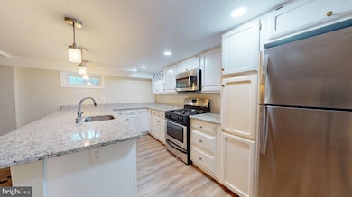 1210 N Kenilworth St unit 9, Arlington, VA 22205 - photo 6