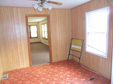 1010 Scott St, New Madrid, MO 63869 - photo 3