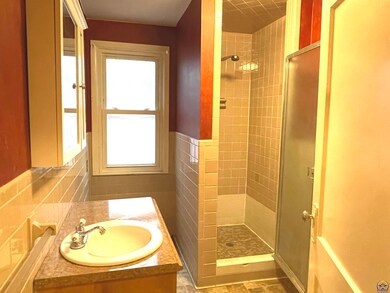 628 SW Oakley Ave, Topeka, KS 66606 - photo 7