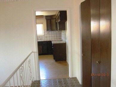 entrance to kitchen