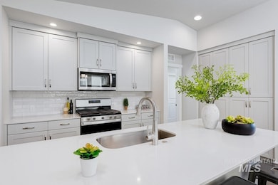 3457 E Cedarhurst Dr, Meridian, ID 83642 - photo 6