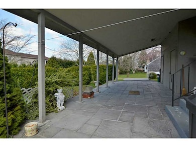 17 Reservoir Ave, Warren, RI 02885 - photo 2