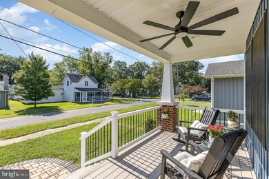 917 Bancroft Ave, Colonial Beach, VA 22443 - photo 5